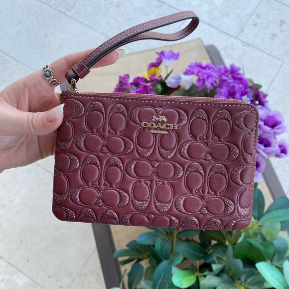 Coach Red Burgundy Leather & Glitter Embossed Logo Zippered Wristlet - Picture 12 of 16
